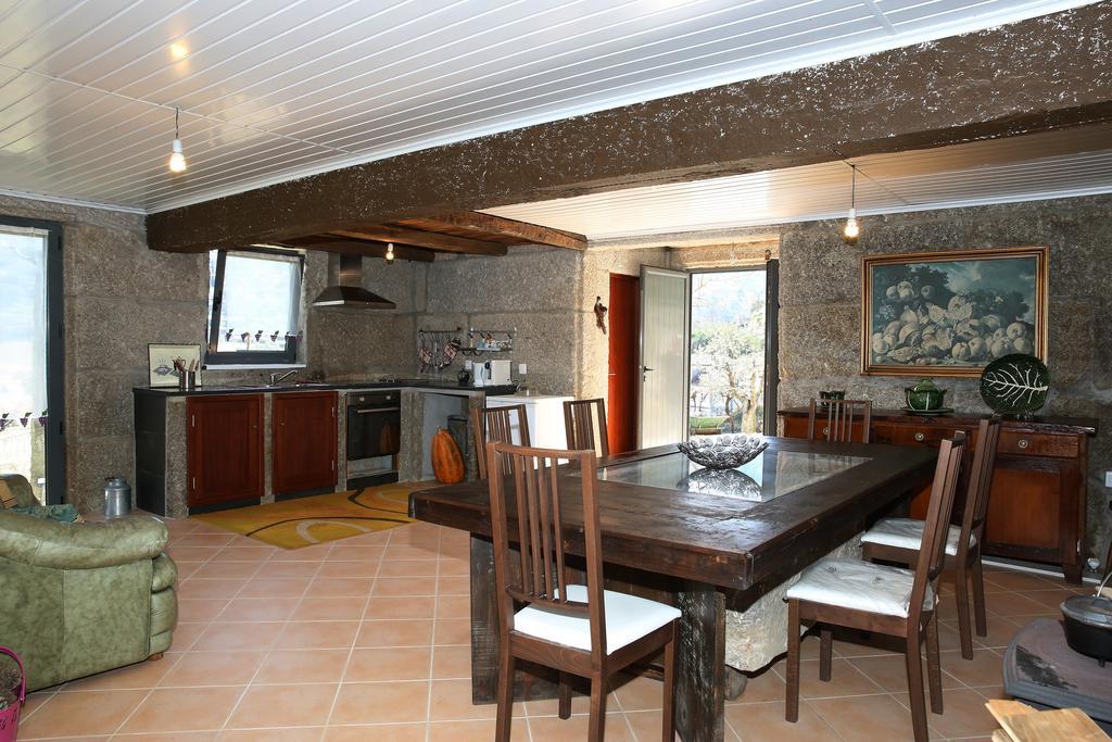 Casa Do Escoivo Ξενοδοχείο Loivos da Ribeira Εξωτερικό φωτογραφία